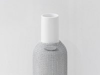 White ceramic vase 4 mm