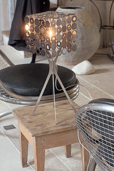 Bubble table lamp