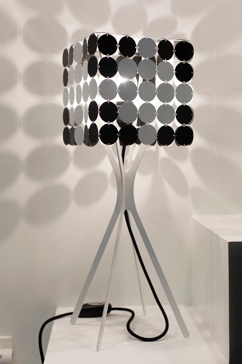 Bubble table lamp